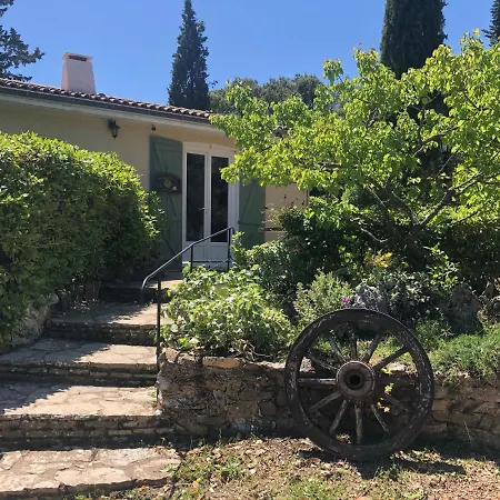 Crazy Foxy Retreats Bed & Breakfast Fox-Amphoux